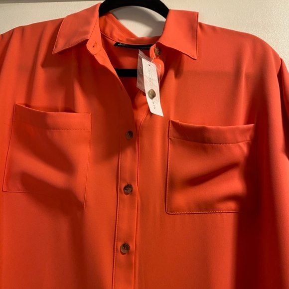 New York and Co Womens Orange Blouse Size M NWT - Picture 2 of 8